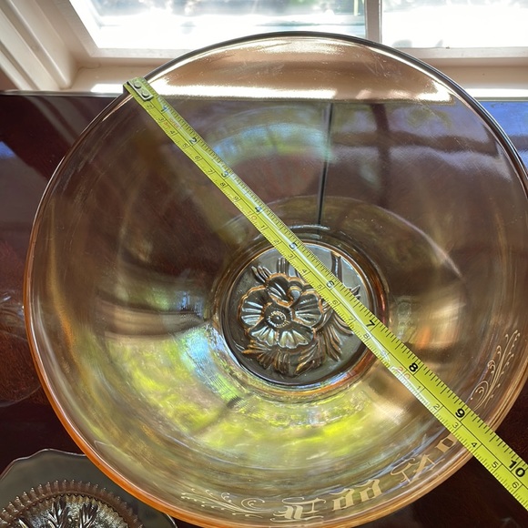 Jeannette Marigold luster carnival glass eggnog bowl, 5 cups and saucers - Picture 13 of 16